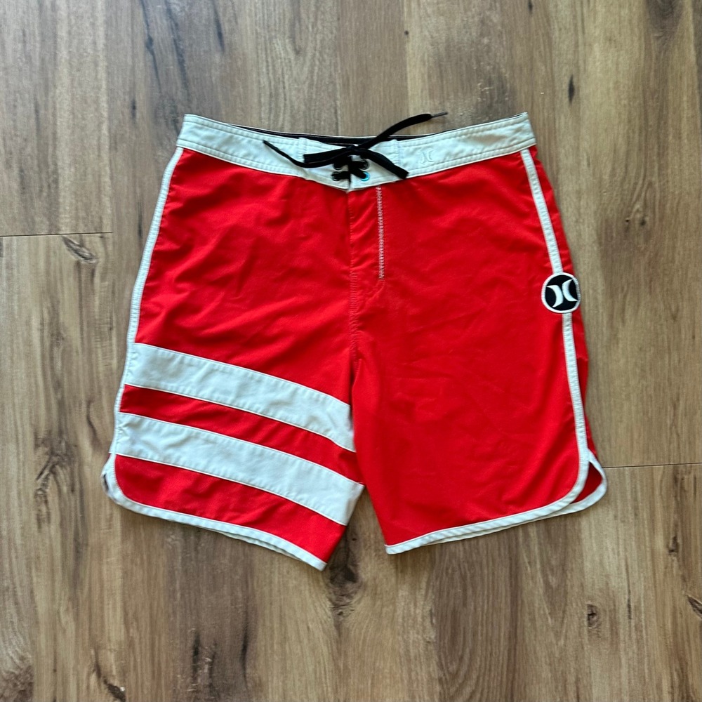 Hurley Phantom Mens Red White Striped Board Shorts Swim Trunks MB03BLP Size 34